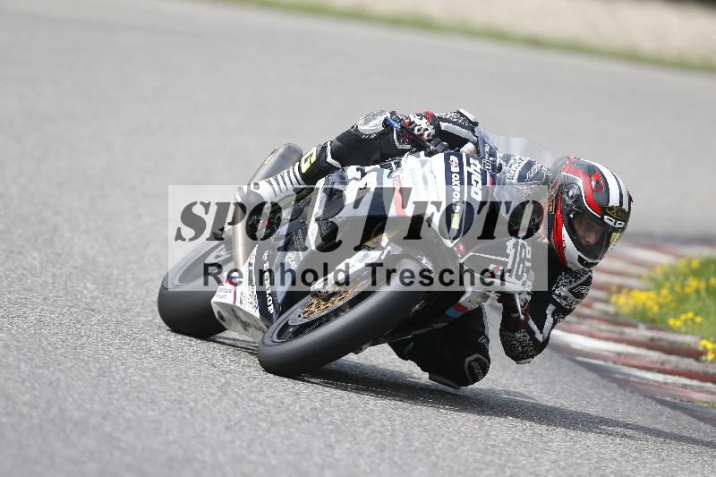/37 28.07.2025 Dunlop Ride und Test Day ADR/Trackday Erfahren gelb Trackday schnell  rot/18